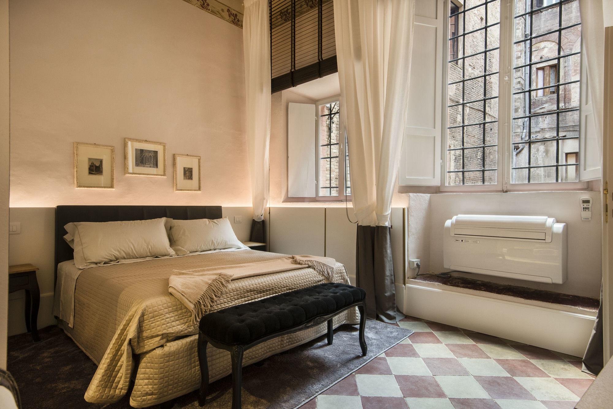La Terrazza Sul Campo-Rooms Only Сиена Экстерьер фото